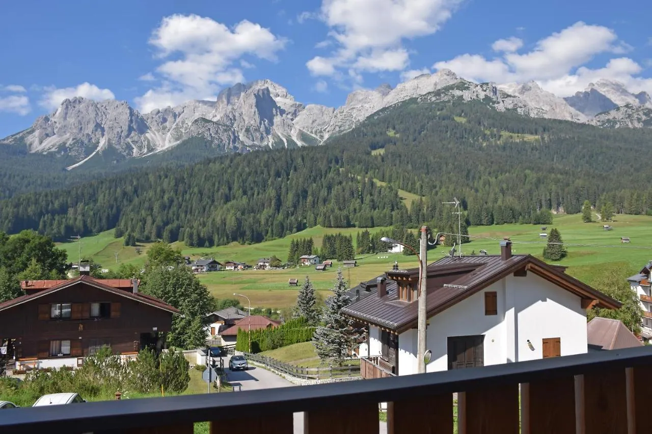 Apartment Design Residence Del Passo Padola