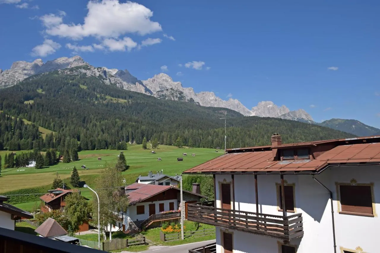 Apartment Design Residence Del Passo Padola Italy